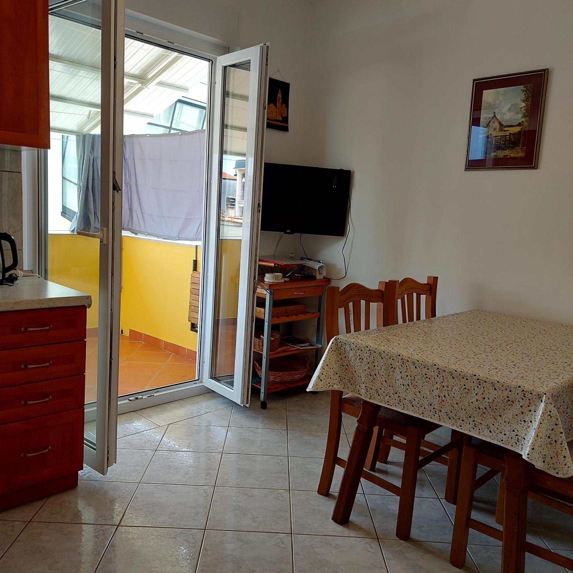 Apartmani Slavulj Fažana エクステリア 写真